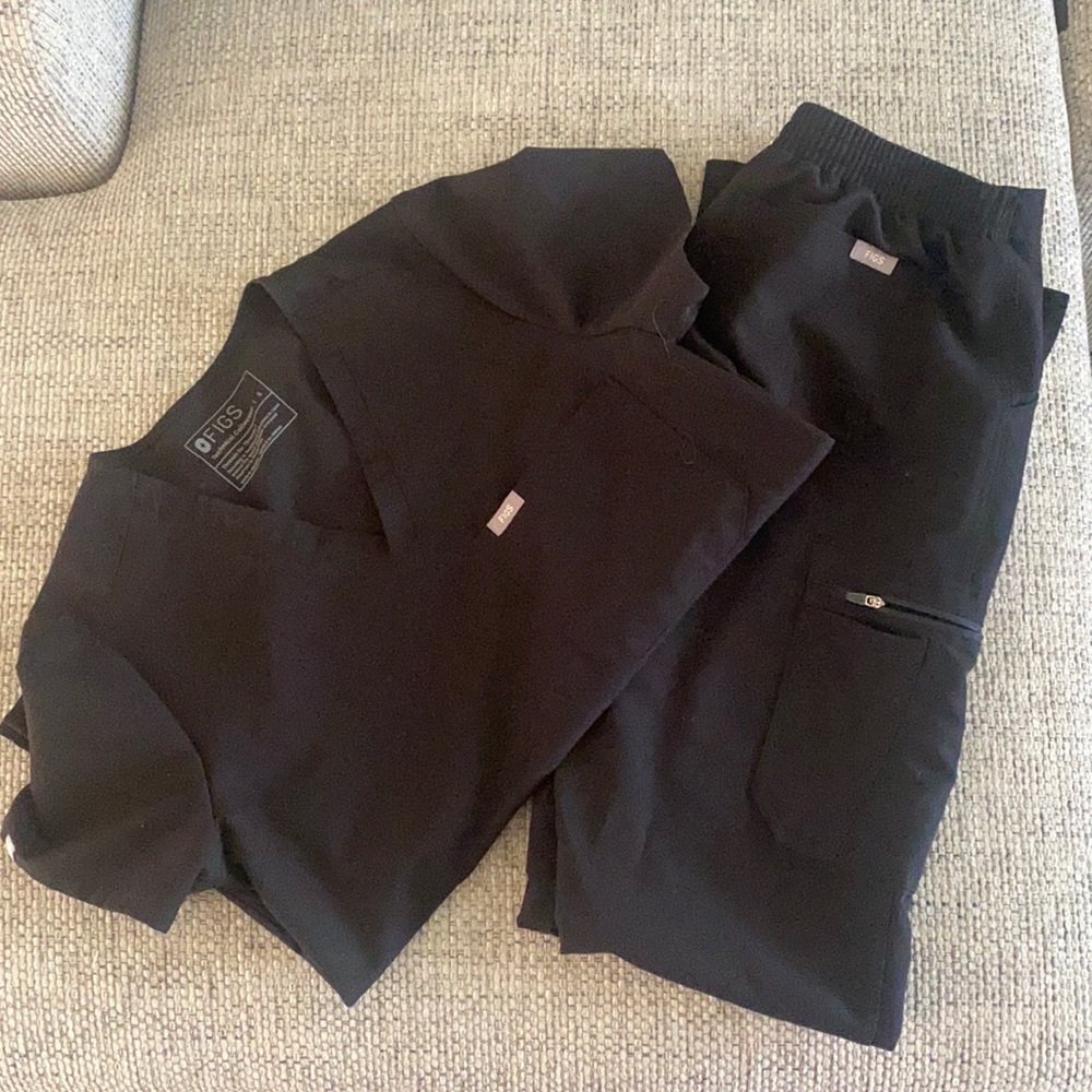 Figs Yola Tall Skinny Scrub Pants and Catarina One-Pocket Scrub Top